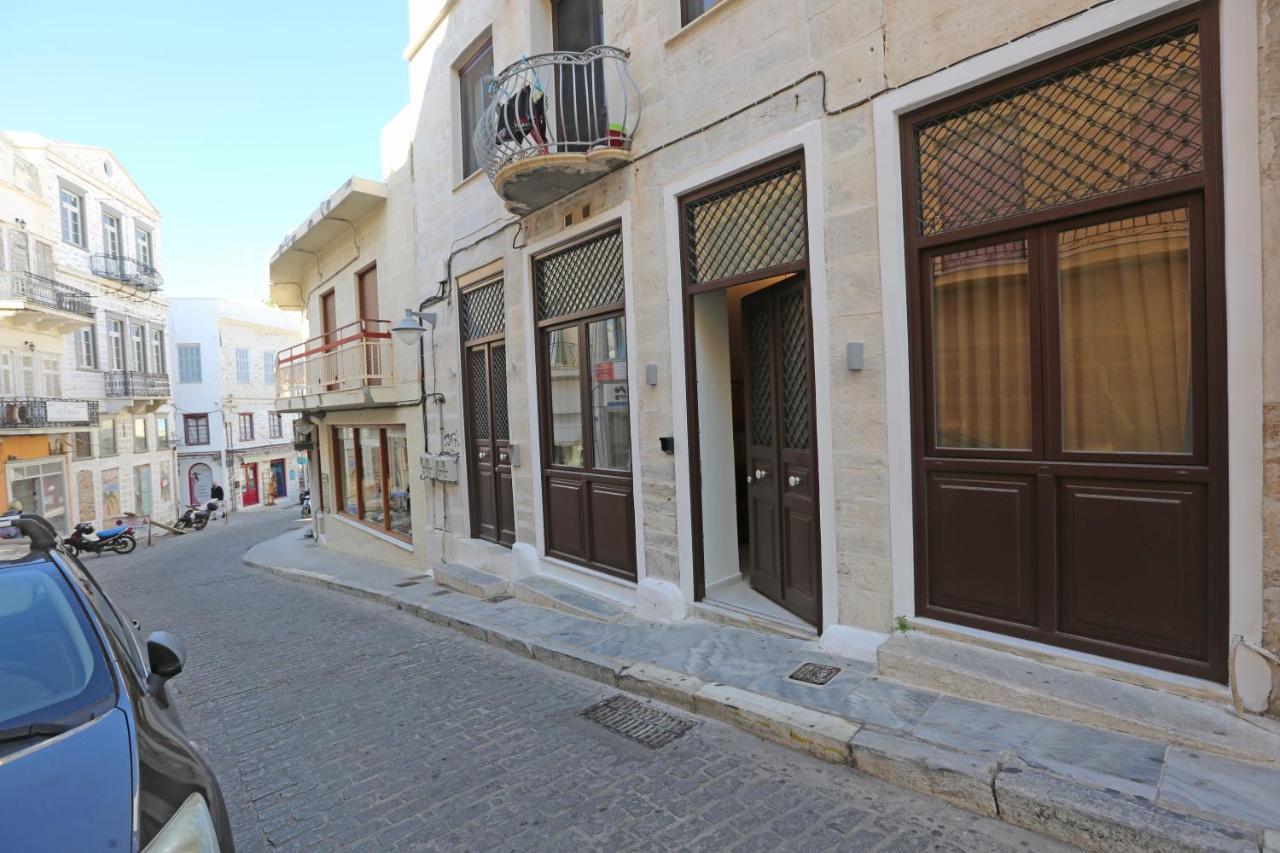 One Suite Syros Ermoúpoli Eksteriør bilde